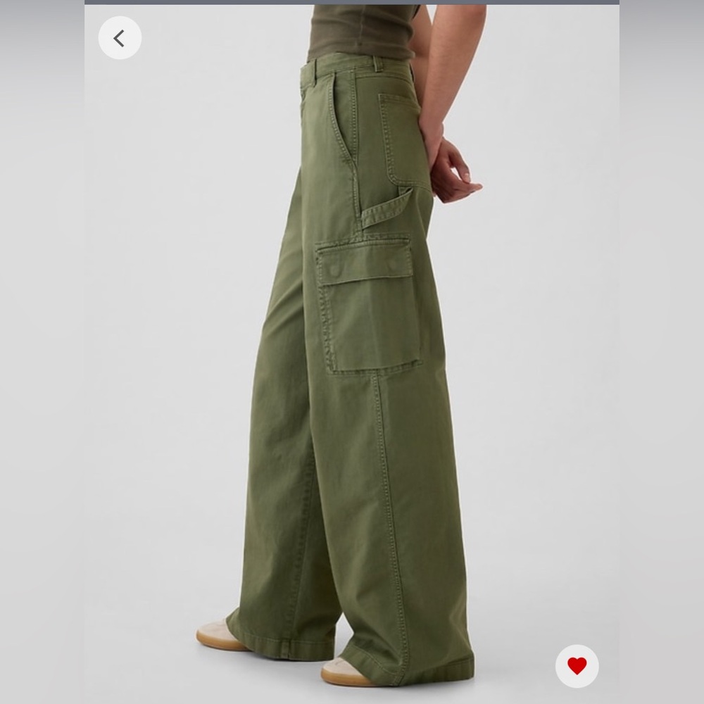NWT GAP Low Rise Baggy Khakis - Picture 3 of 8
